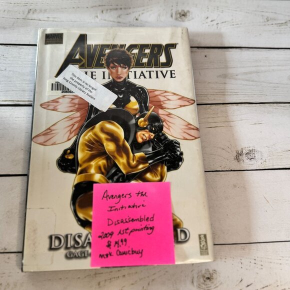 Avengers The Initiative Disassembled Marvel HC 2009 1st Printing Gage Ramos - Picture 11 of 11